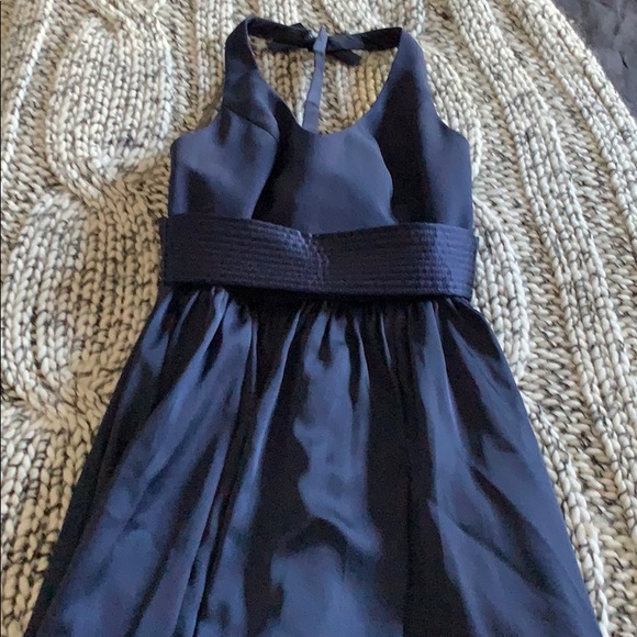 Vera Wang V Neck Halter Gown With Sash - Picture 2 of 6